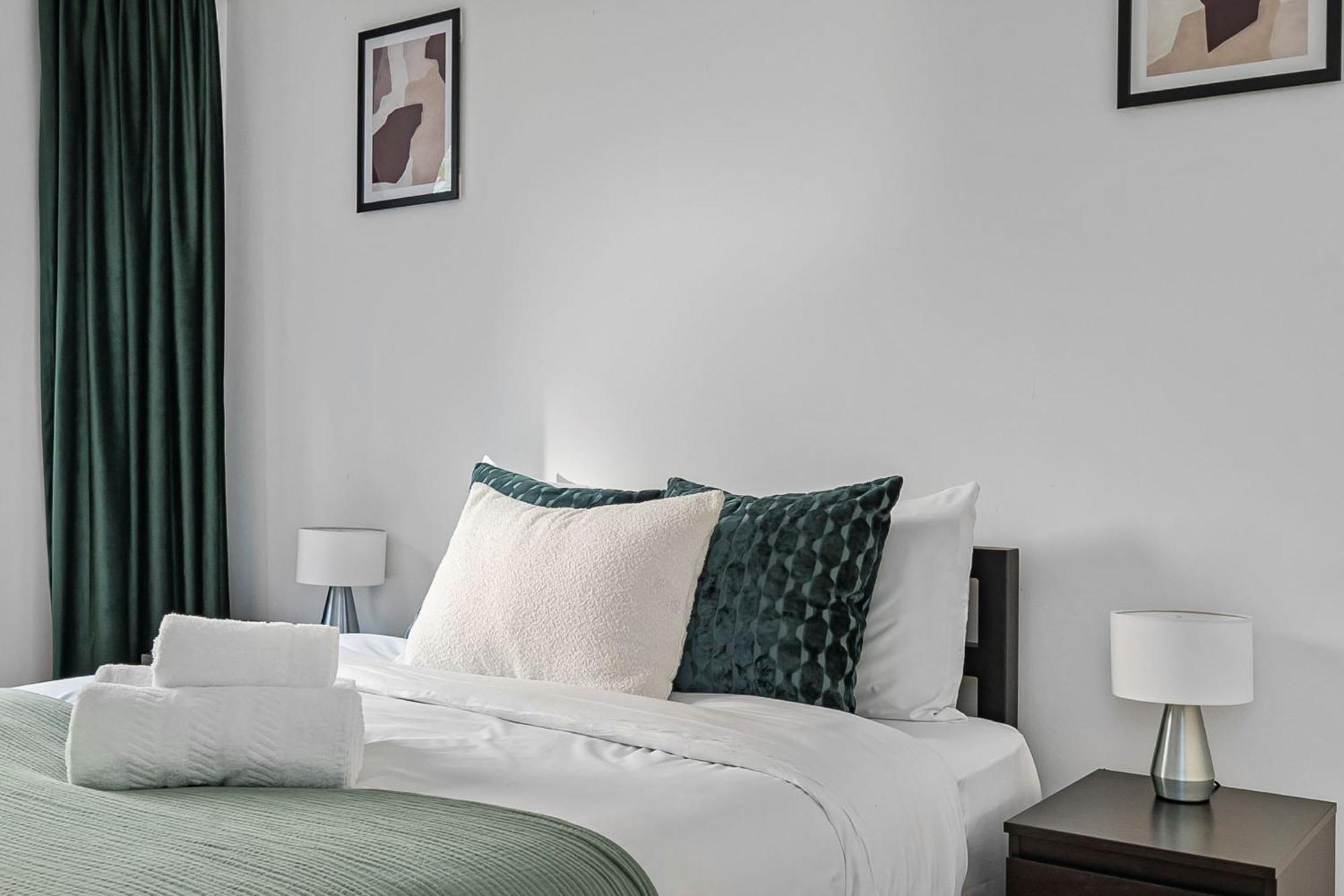 King'S Cross - 2Br With Terrace - Cityapartmentstay Londyn Zewnętrze zdjęcie