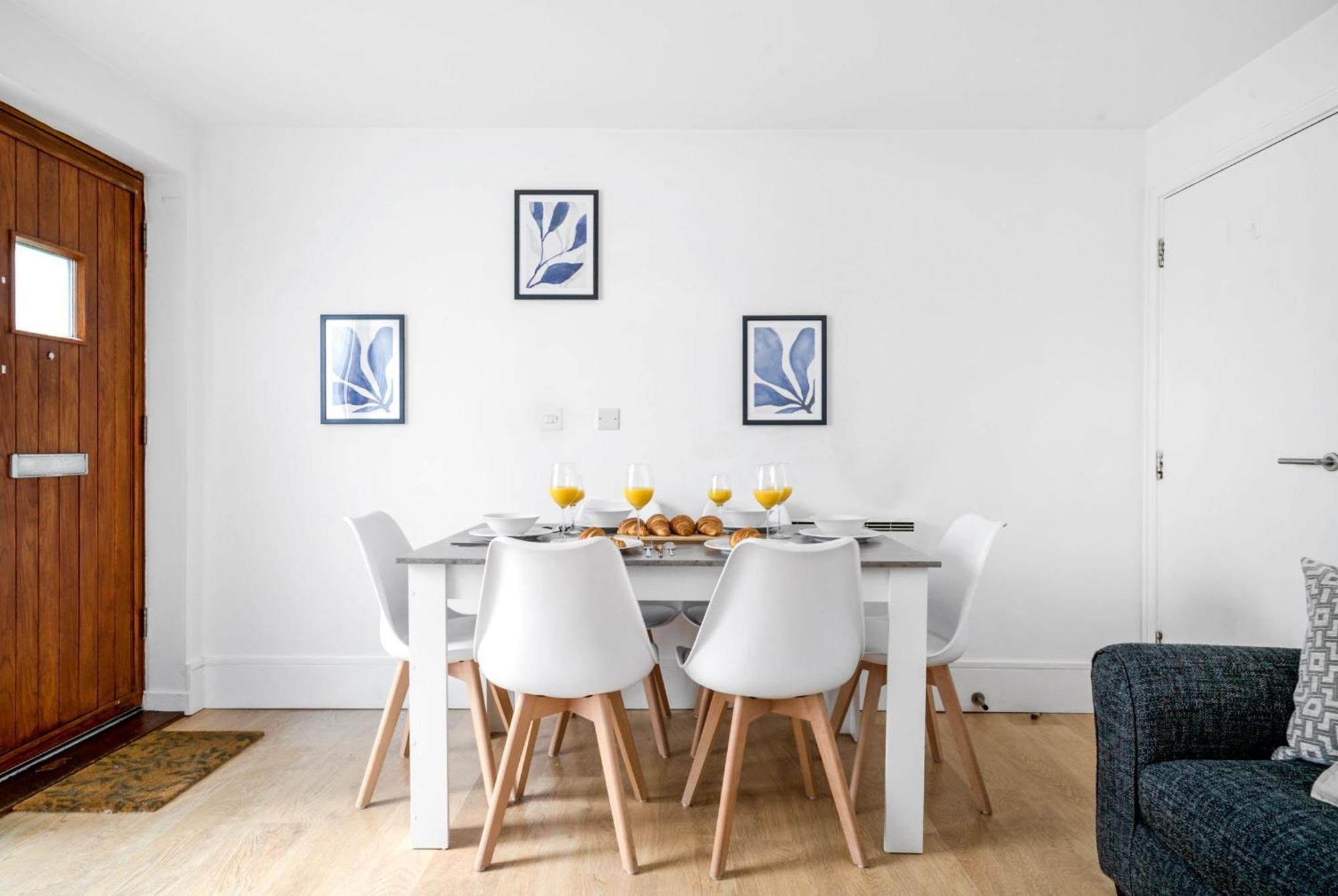 King'S Cross - 2Br With Terrace - Cityapartmentstay Londyn Zewnętrze zdjęcie